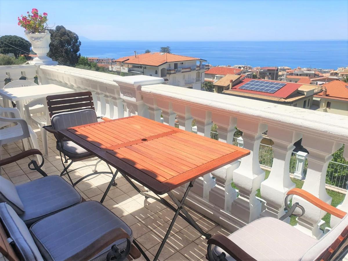 Villa Fontana Tropea Exterior photo