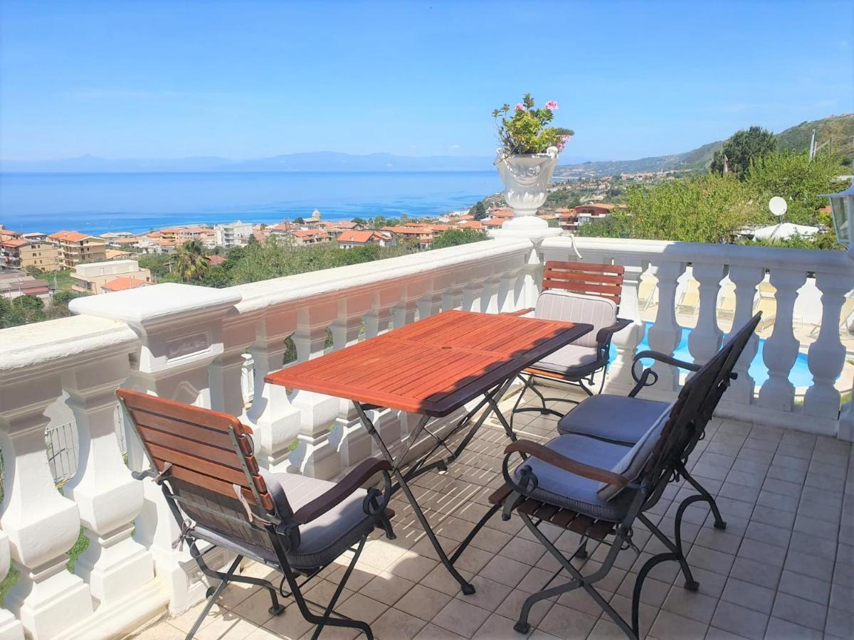 Villa Fontana Tropea Exterior photo