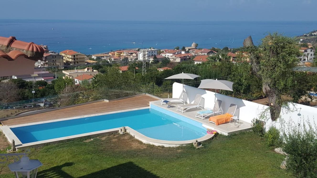 Villa Fontana Tropea Exterior photo