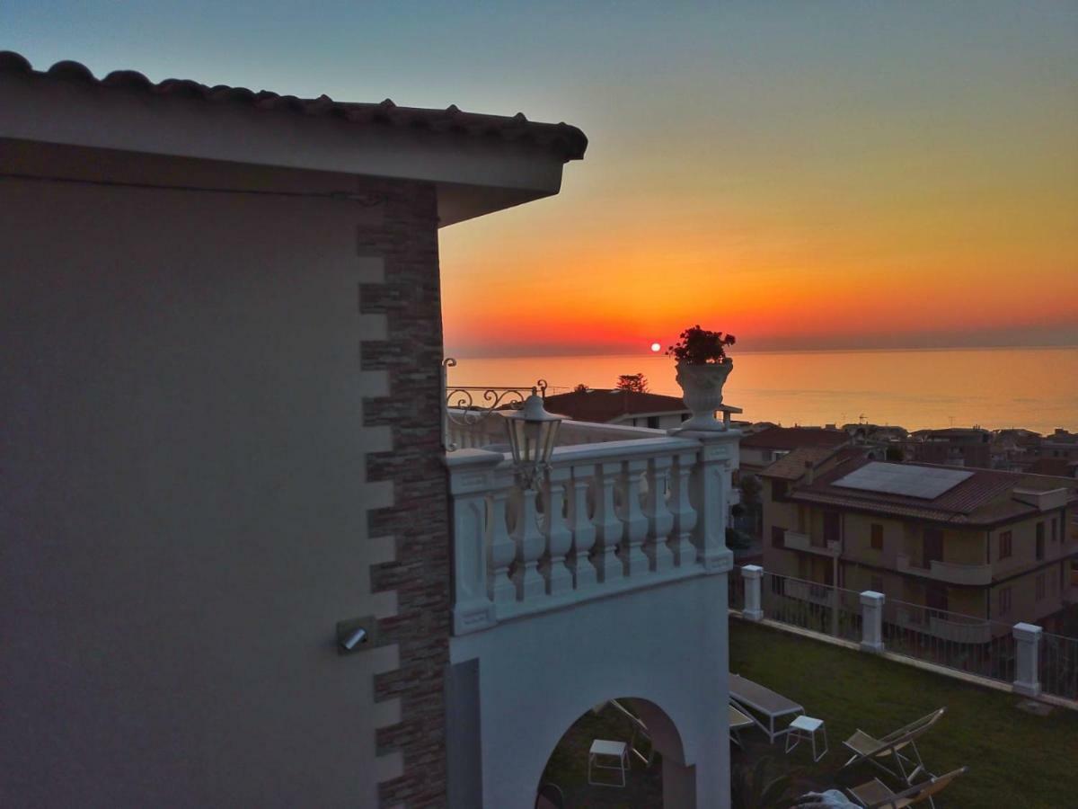 Villa Fontana Tropea Exterior photo