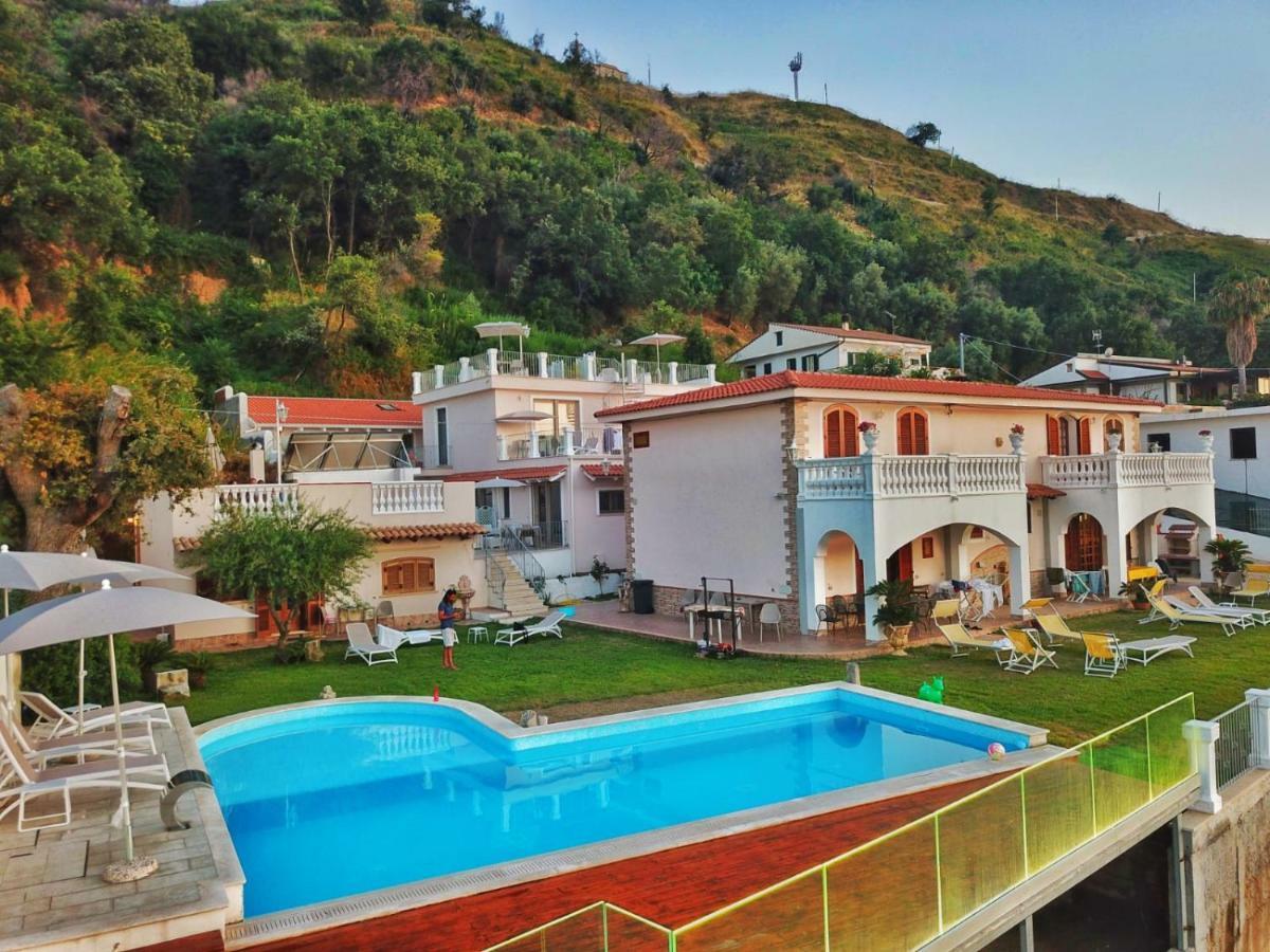 Villa Fontana Tropea Exterior photo