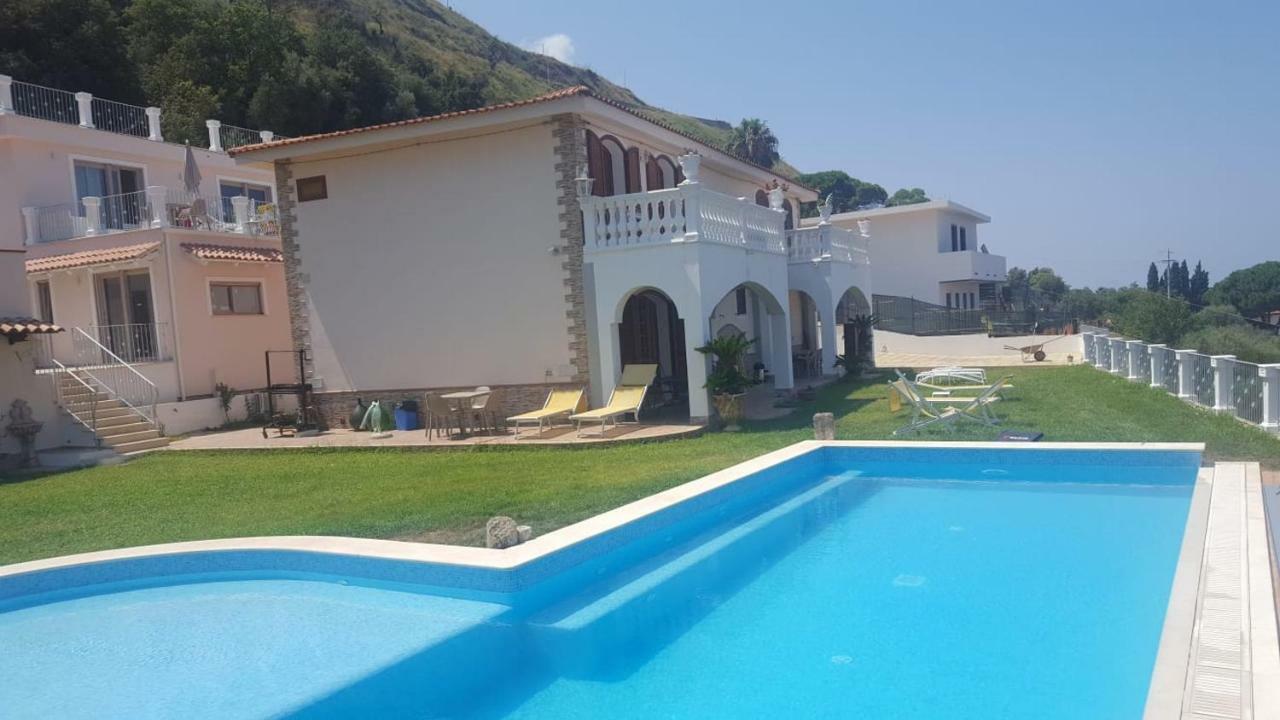 Villa Fontana Tropea Exterior photo